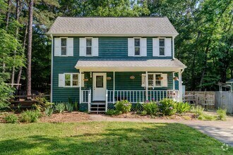 Building Photo - 1419 Vanguard Pl