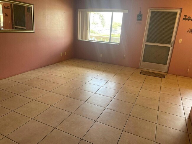 Foto del edificio - 500 Village Green Cir W