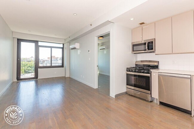 Building Photo - 594 Bushwick Ave
