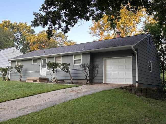 Foto del edificio - 7708 Juniper St