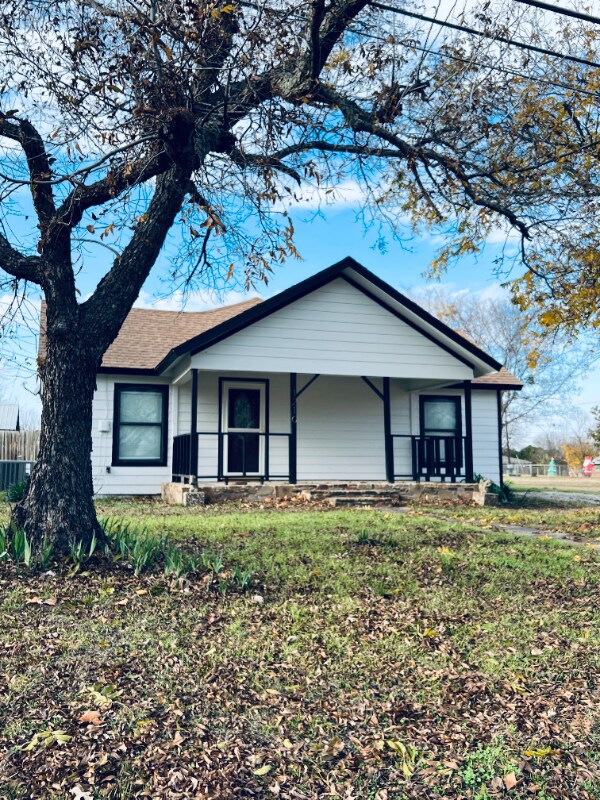 Primary Photo - 1210 N Mill St