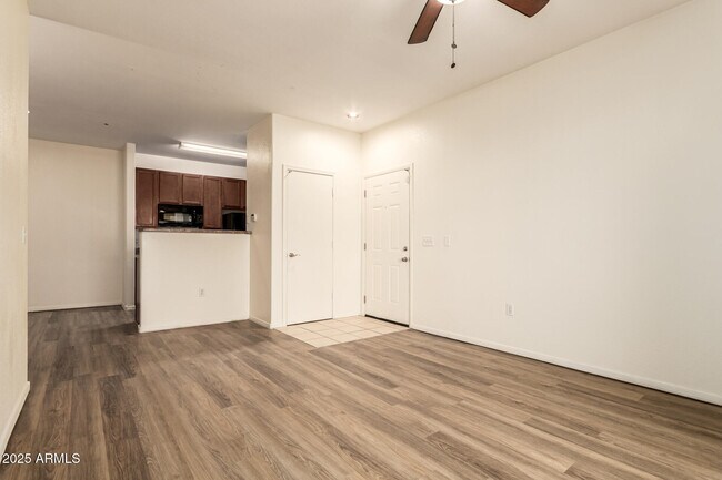 Foto del edificio - 3302 N 7th St