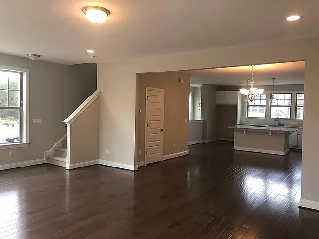 Building Photo - 913 Dalton Ridge Pl