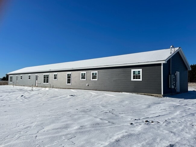 Building Photo - 222 New Boston Rd