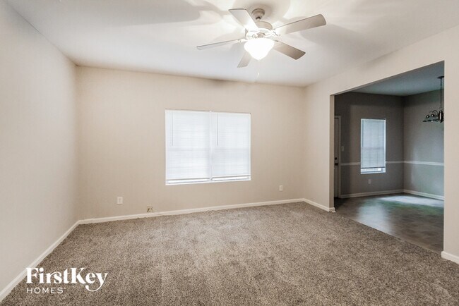 Building Photo - 5056 Pioneer Pkwy
