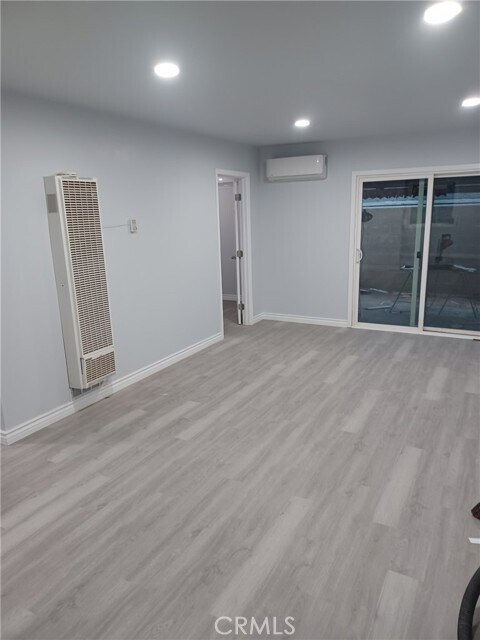 Foto del edificio - 411 N Vine St