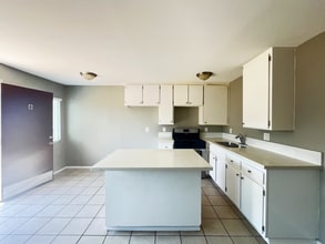 Building Photo - 3761 Harvill Ln