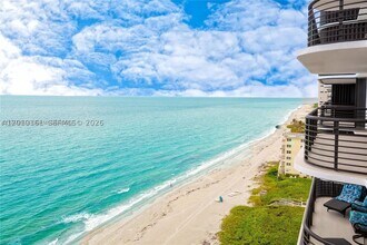 Building Photo - 250 S Ocean Dr