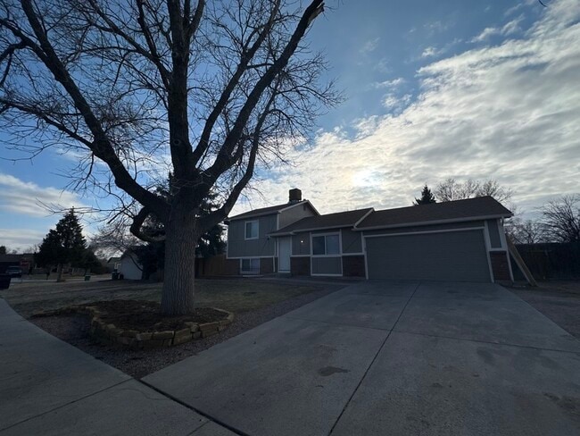 Photo - 2150 Eddington Way House