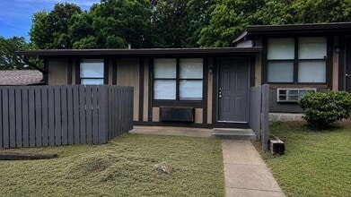 Building Photo - 3705 Adkisson Dr NW