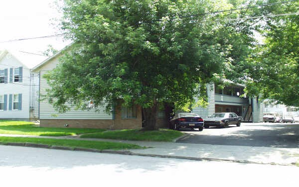 Building Photo - 409 Sherman St
