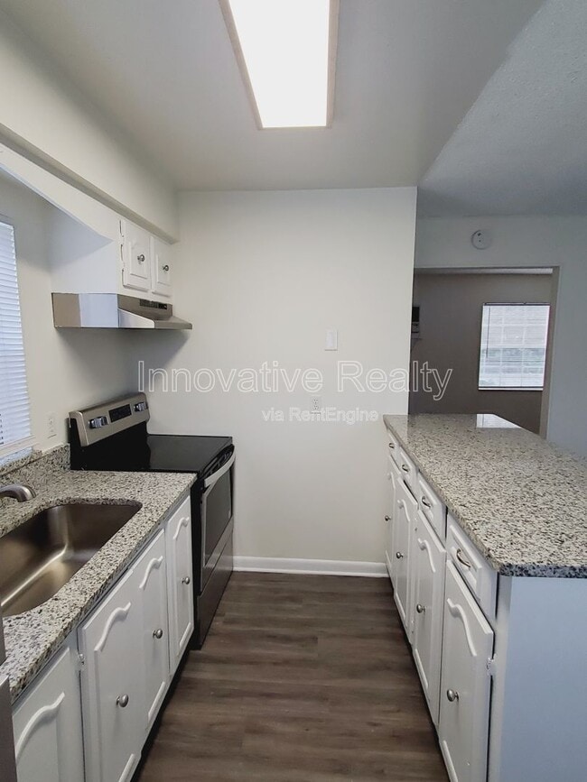 Foto del edificio - 5250 Davisson Ave