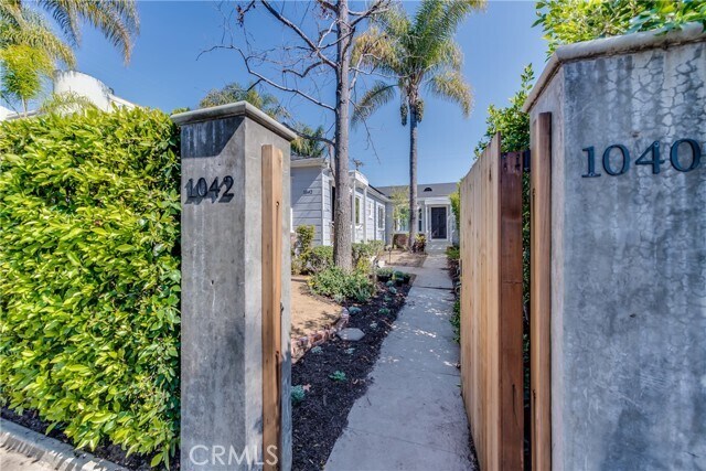 Foto principal - 1040 Havenhurst Dr