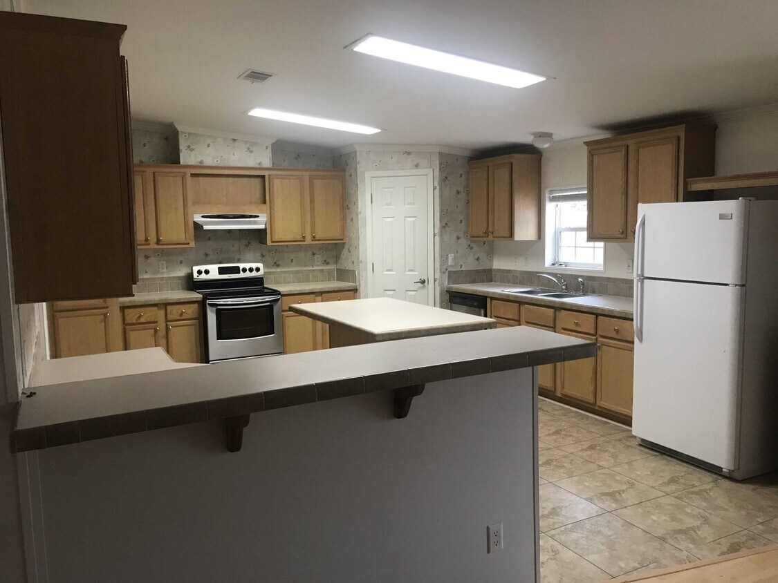 Foto del edificio - 4 Bedroom 2 Bath Double Wide in North Wakulla