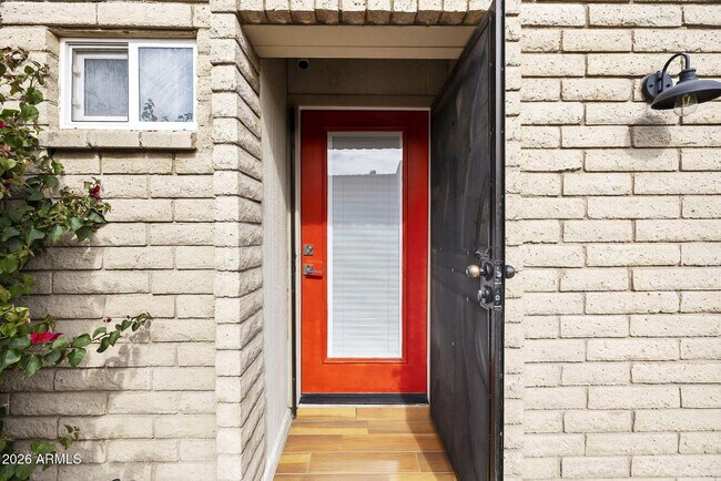 Foto del edificio - 3039 N 38th St