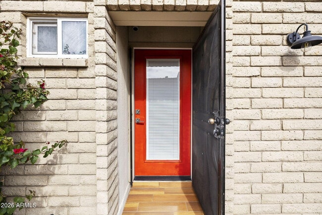 Building Photo - 3039 N 38th St