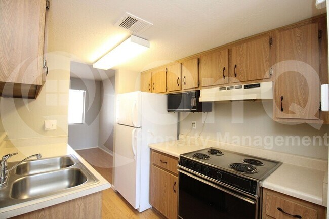 Foto del edificio - 12123 W Bell Rd