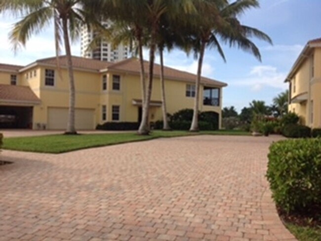 Building Photo - 1269 Rialto Way