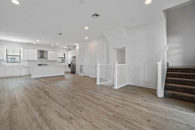 Building Photo - 12643 Machiavelli Way