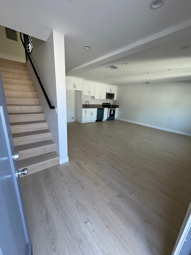 Building Photo - 8530 Penfield Ave