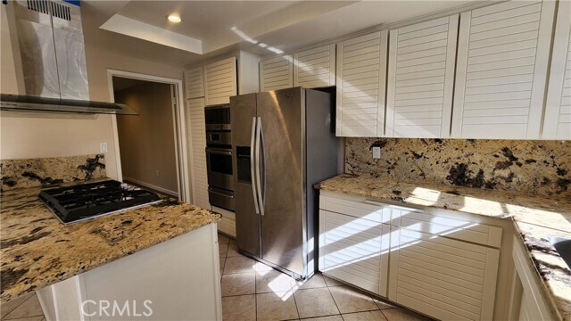 Building Photo - 16083 Mesa Robles Dr