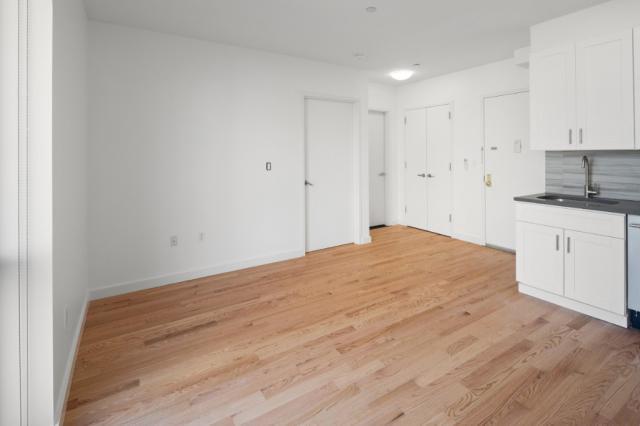 Building Photo - 1 bedroom in New York NY 10027