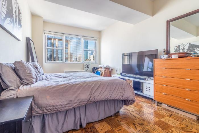 Building Photo - 2 bedroom in manhattan NY 0