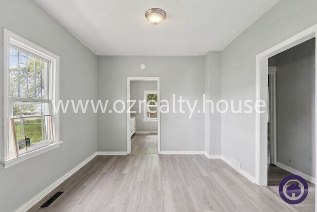 Foto del edificio - 207 Pulaski St