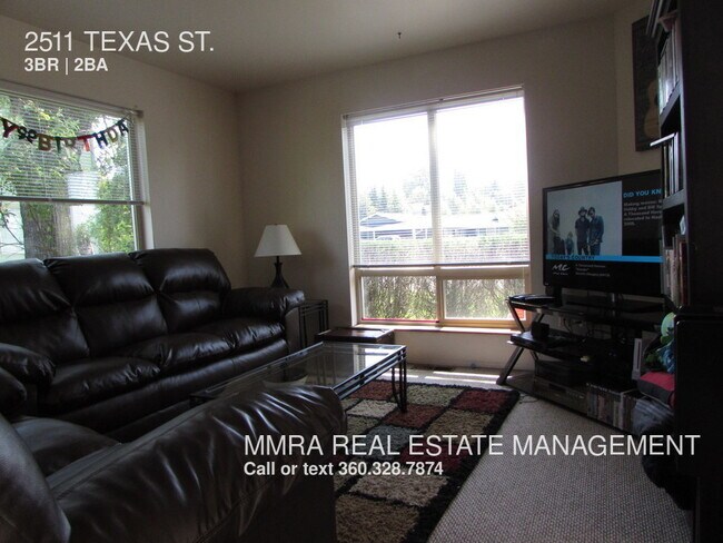 Building Photo - PRE-LEASING: 3 Bedroom Bellingham Townhome