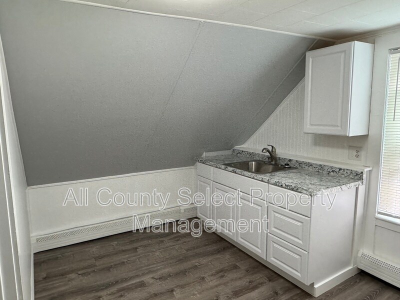 Photo - 7 Spring St Ct