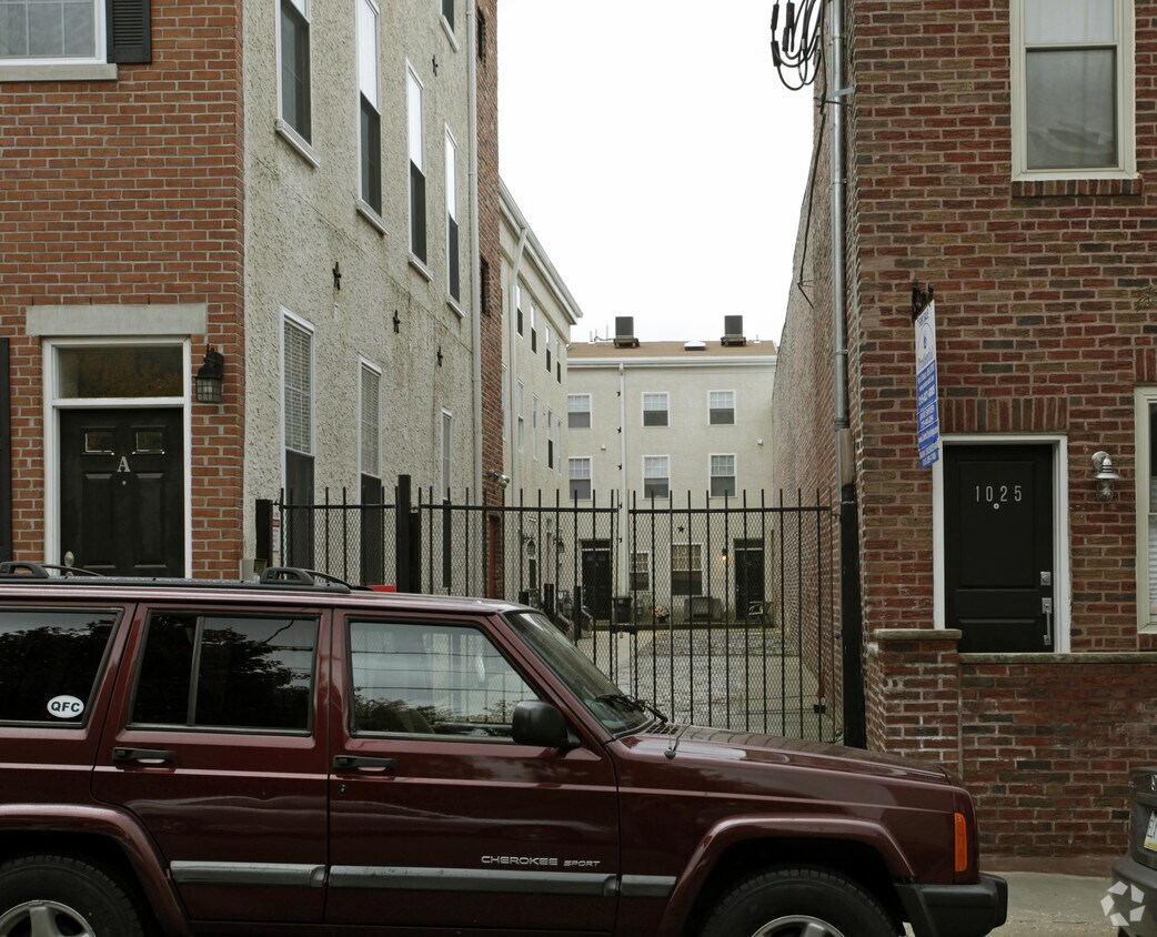 Foto del edificio - 1027 N 4th St