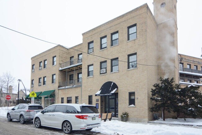 Building Photo - 798 Judson Ave