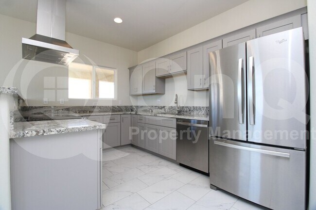 Foto del edificio - 30432 W Pierce St
