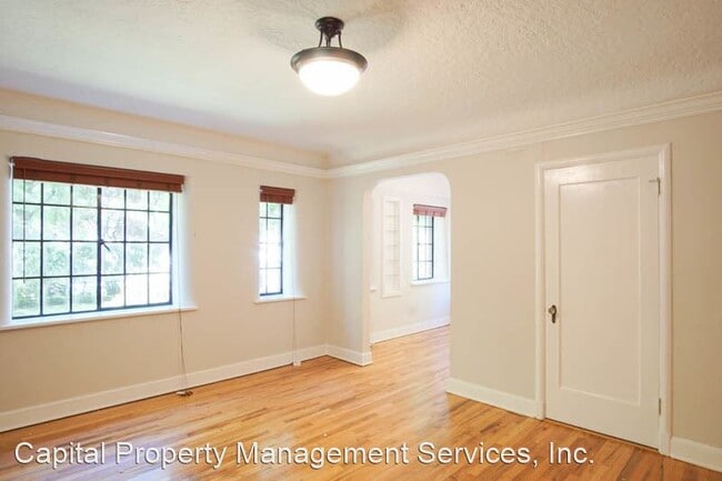 Building Photo - 2284 NW Everett St