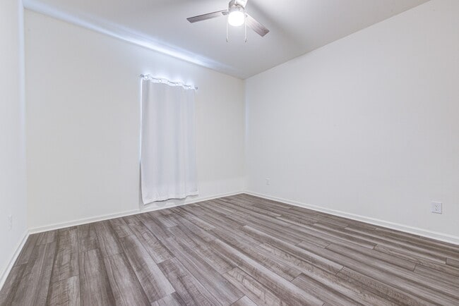 Foto del edificio - 1005 Blue Beech Ln