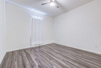 Building Photo - 1005 Blue Beech Ln