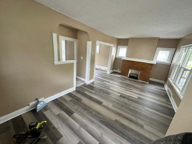 Building Photo - 11724 Jesse Ave