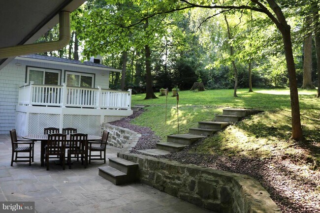 Building Photo - 7415 Nevis Rd