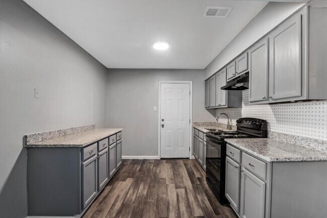 Foto del edificio - 2783 Douglass Ave