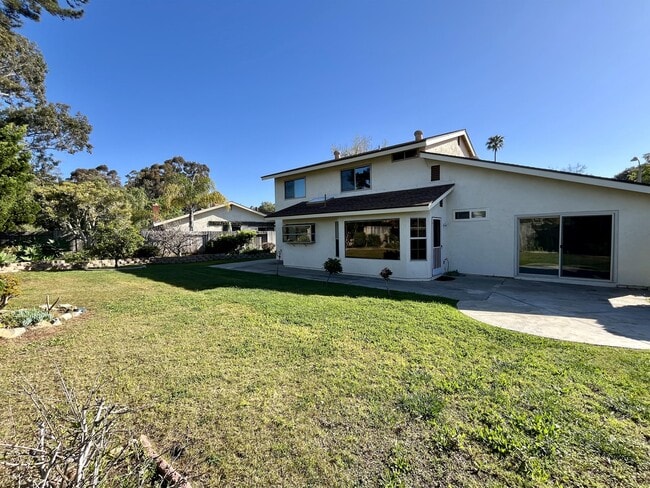 Foto del edificio - 3105 Blenkarne Dr