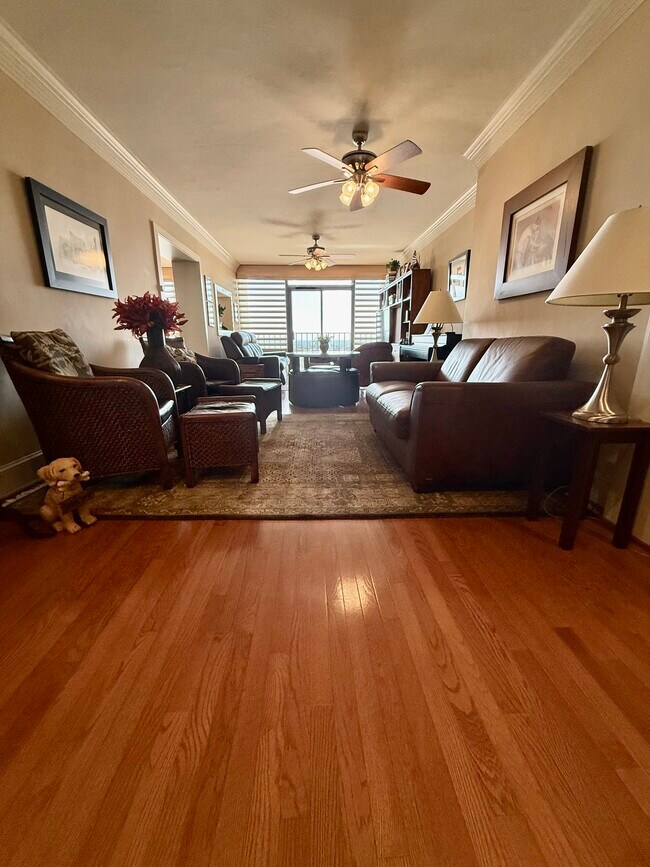 Foto del edificio - 7701 Wurzbach Rd