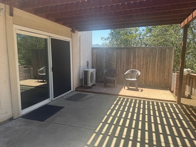 Patio - 3250 Vista Cielo Ln