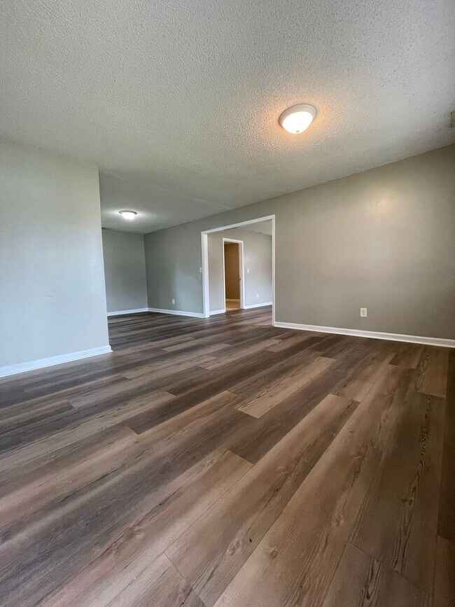 Foto del edificio - Inviting on Ivey!