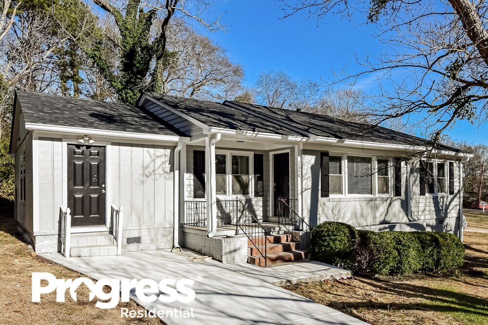 Foto principal - 2468 Baxter Rd SW