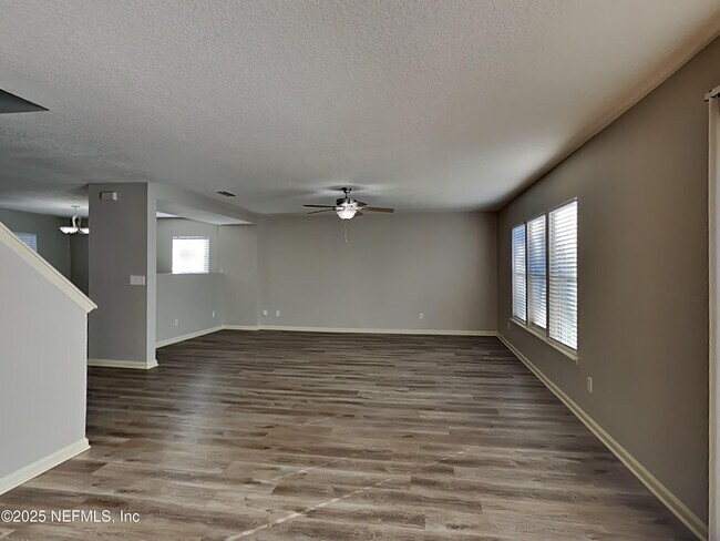 Foto del edificio - 1178 Dawn Creek Ct