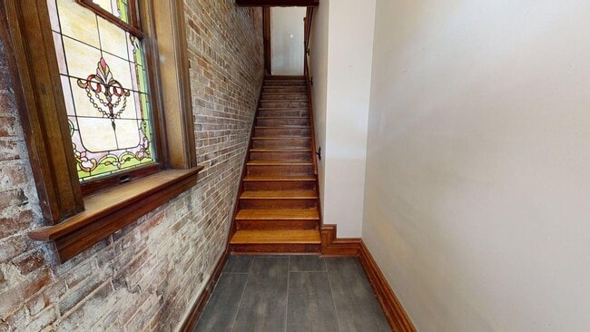 Building Photo - 3517 Magnolia Ave