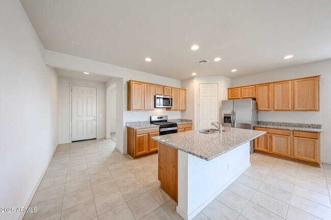 Foto del edificio - 25413 N 172nd Ln