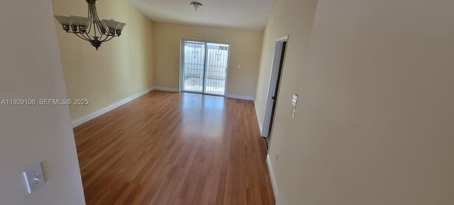 Foto del edificio - 11470 NW 4th Ln