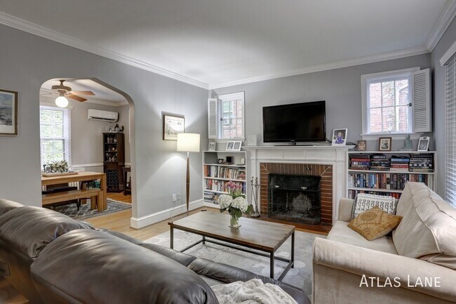 Foto del edificio - 3617 Jocelyn St NW