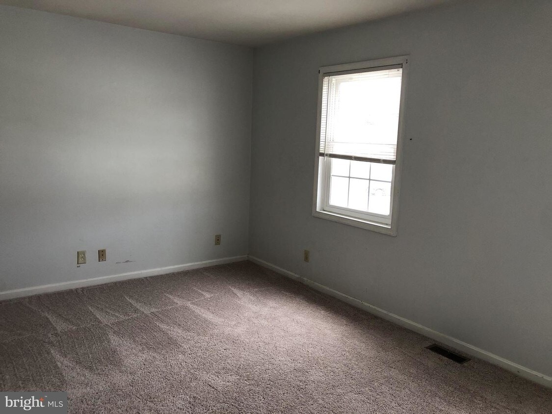 200 Surry Ln, Stafford, VA 22556 Condo for Rent in Stafford, VA